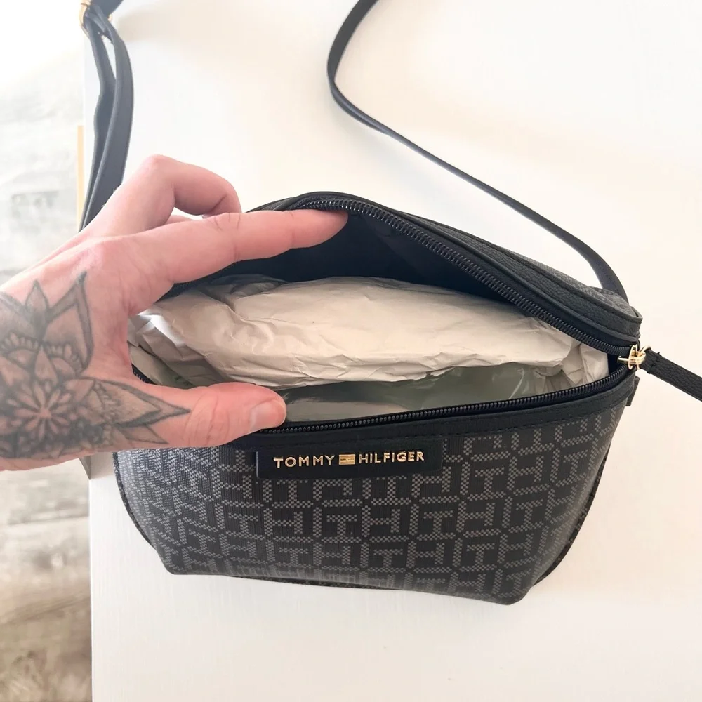 NWT Tommy Hilfiger Monogram Crossbody